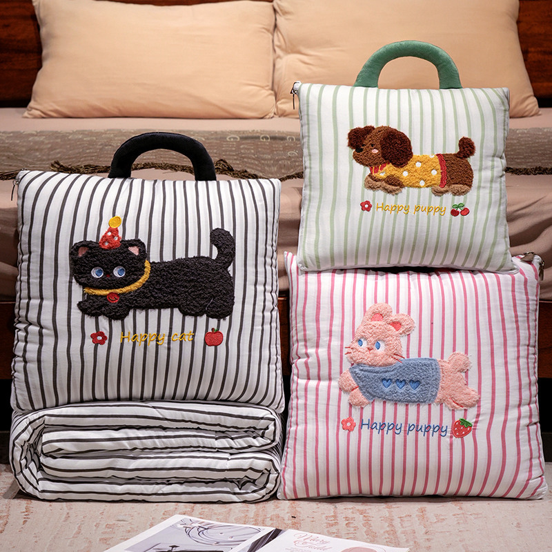 Travel Accessories Gifts - Karikatür Çizgili Yastık Battaniye 2'si 1